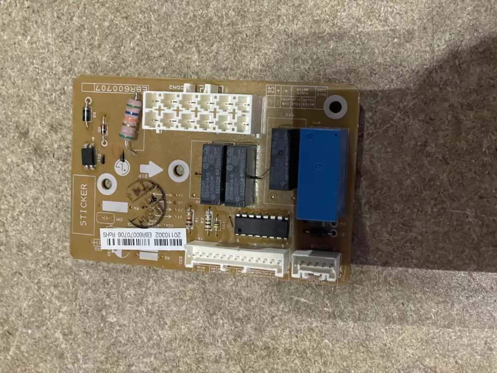 LG  Kenmore EBR60070706 Refrigerator Control Board