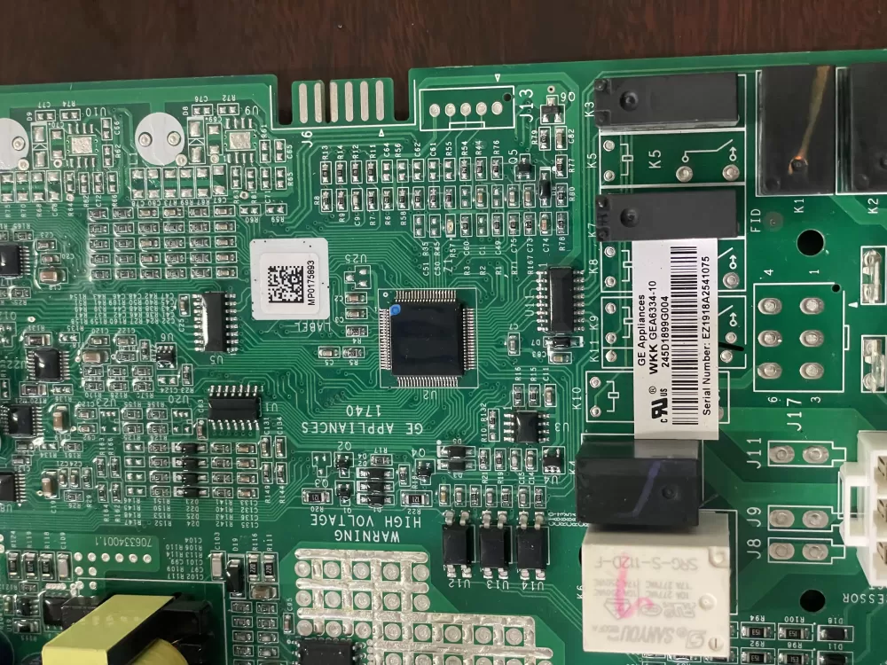 GE Refrigerator Control Board ! AZ35758 | KM258