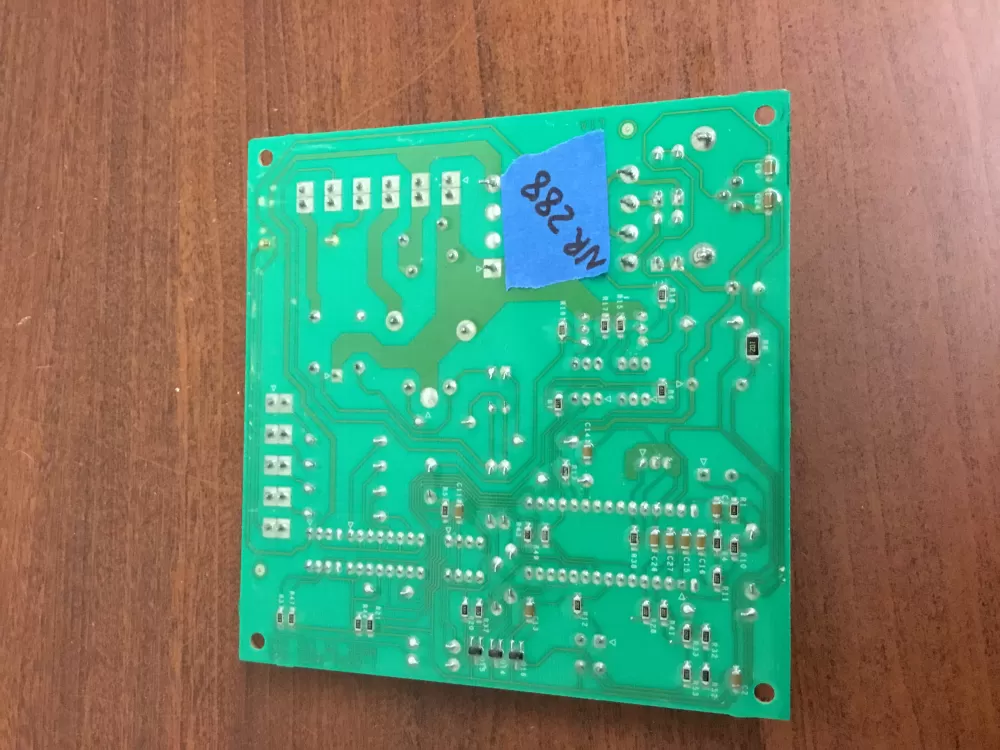 Whirlpool / Maytag 2203076 Refrigerator Control Board AZ34731 | NR288