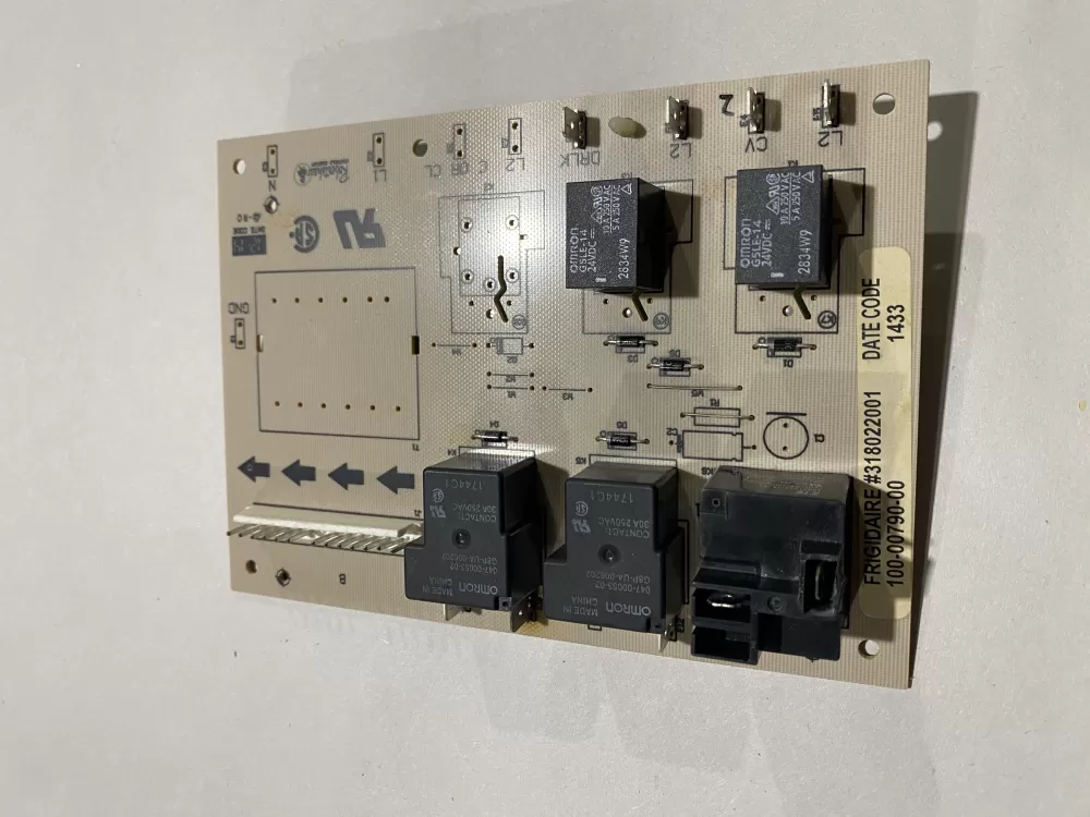 Frigidaire 318022001  AP2127301  499738  PS441325 Oven Lower Relay Control Board