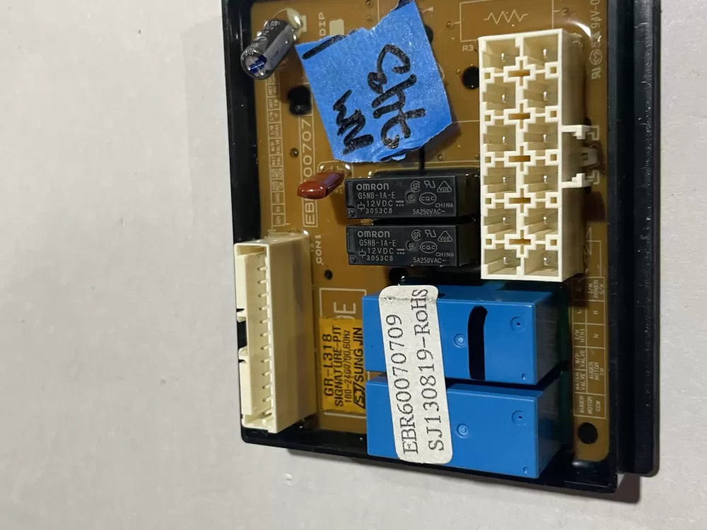 Kenmore LG EBR60070709 Refrigerator Control Board AZ185086 | Wm743