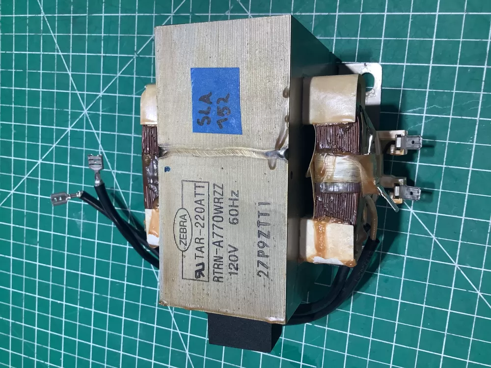  RTRN-A770WRZZ 5304470538  Microwave Transformer