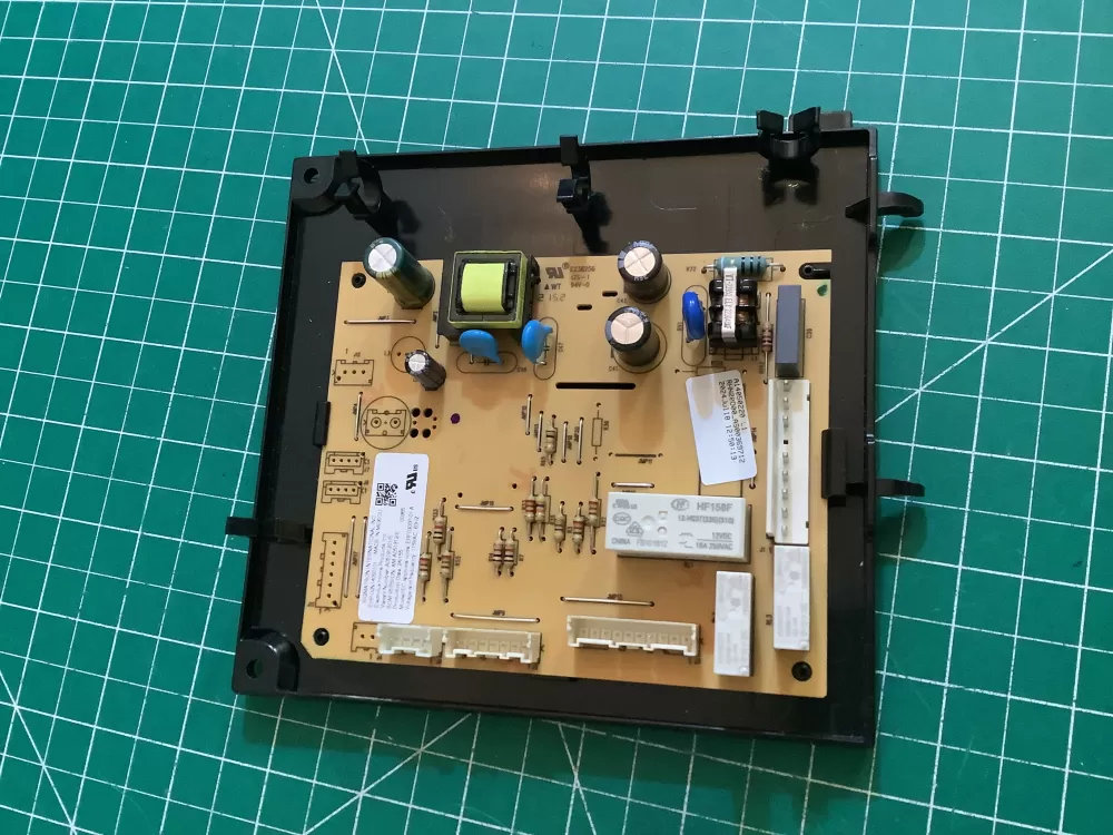 Frigidaire  White Westinghouse 5304522211  5304525734  5304528823 Refrigerator Control Board