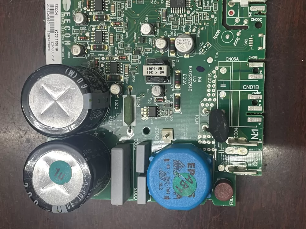 GE Whirlpool 19 52 Refrigerator Control Board Compressor Unit AZ33666 | KM1686