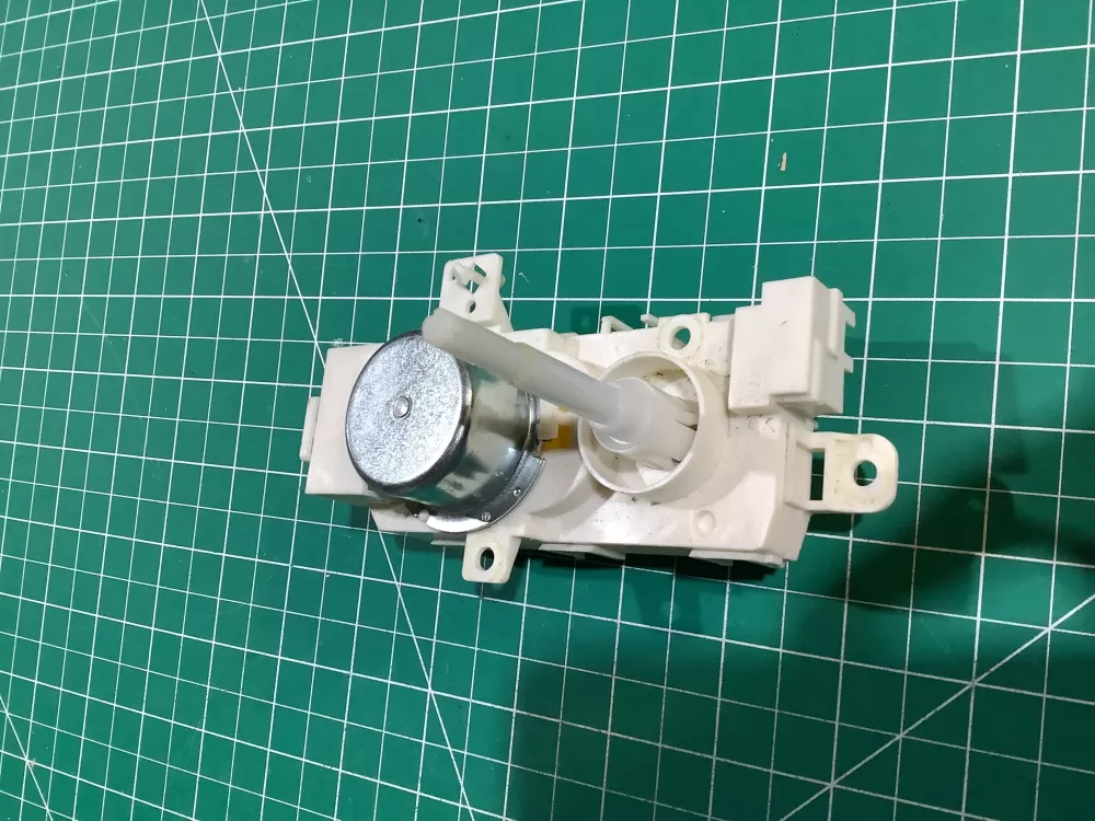 Whirlpool  KitchenAid  Kenmore W10849439C Dishwasher Diverter Motor