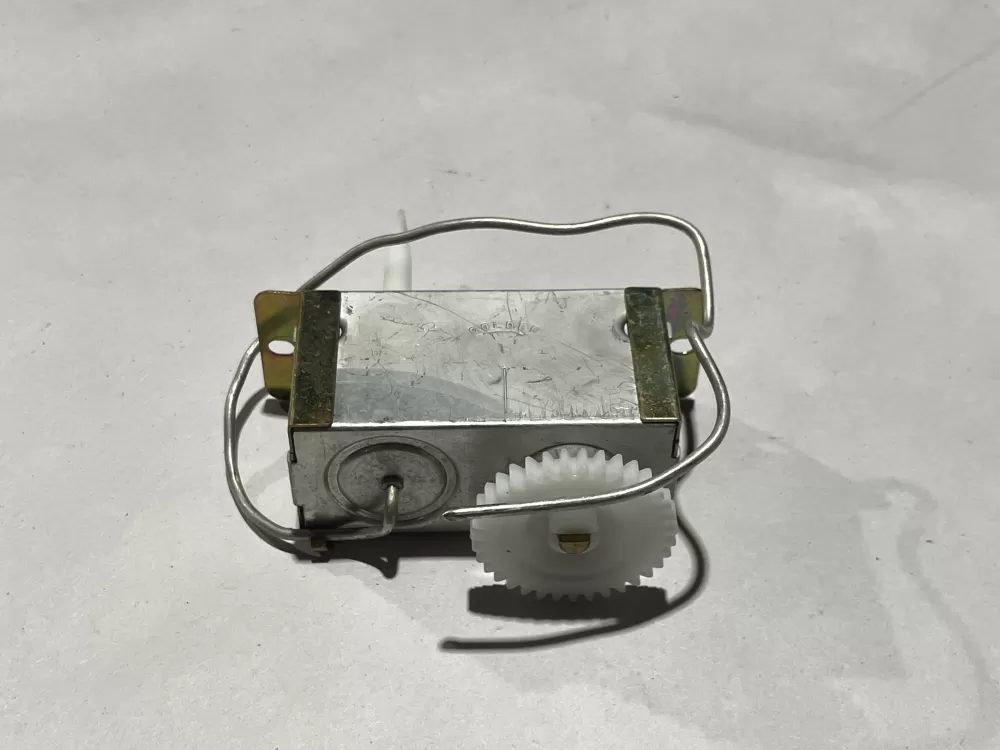 Amana  Maytag  Whirlpool 10439502 Refrigerator Damper