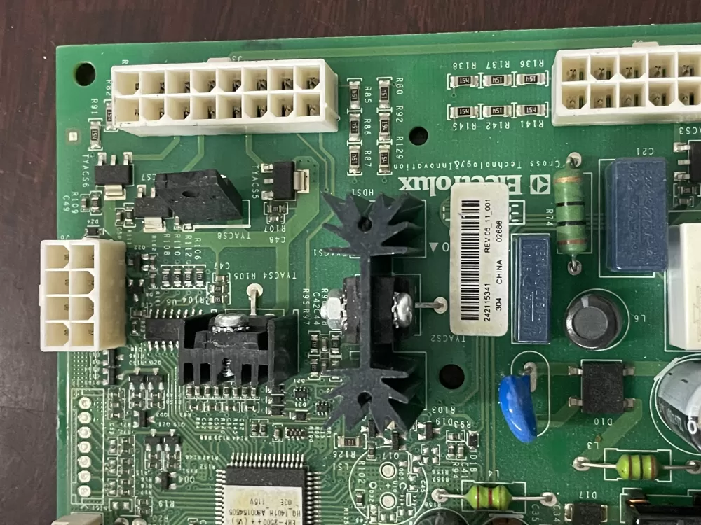 Electrolux Frigidaire 242115341 Refrigerator Control Board AZ35234 | KM301