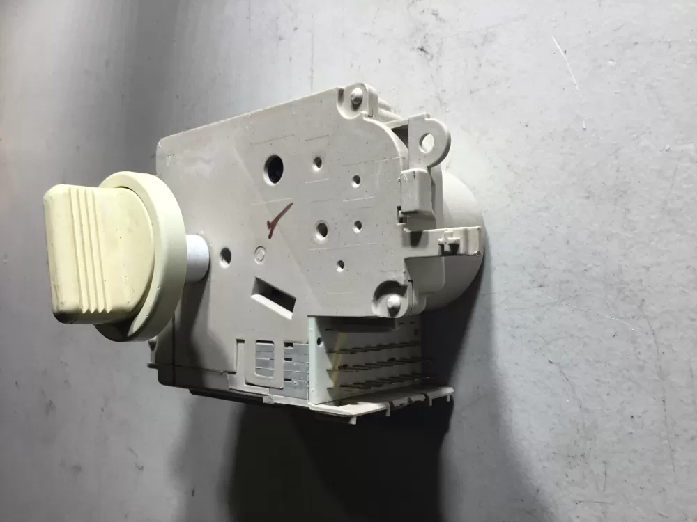 Frigidaire  GE  Kenmore 131758600B Washer Timer