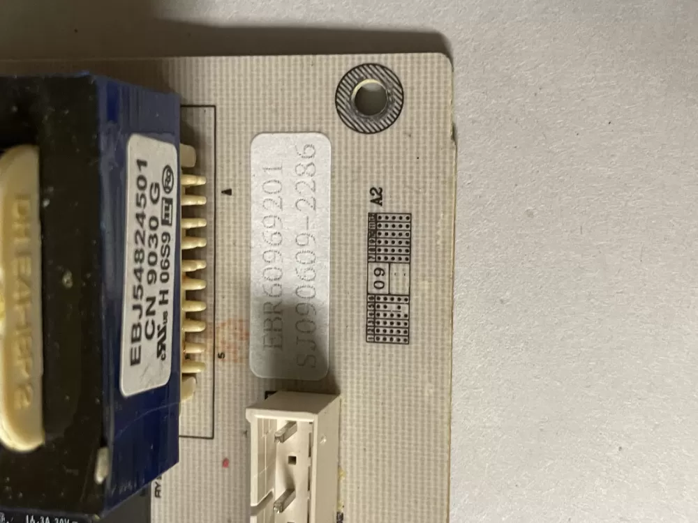 LG EBR60969201 Range Control Board AZ47325 | Wm646