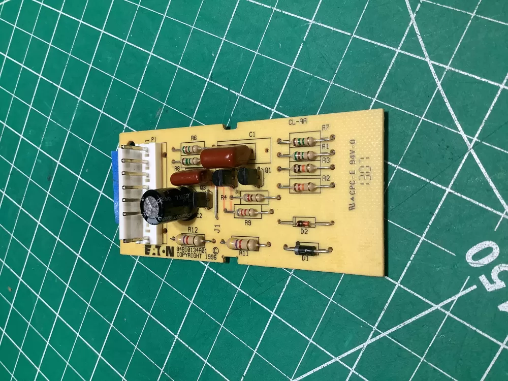 Frigidaire 100 01229 02 Control Board AZ181801 | AR2509