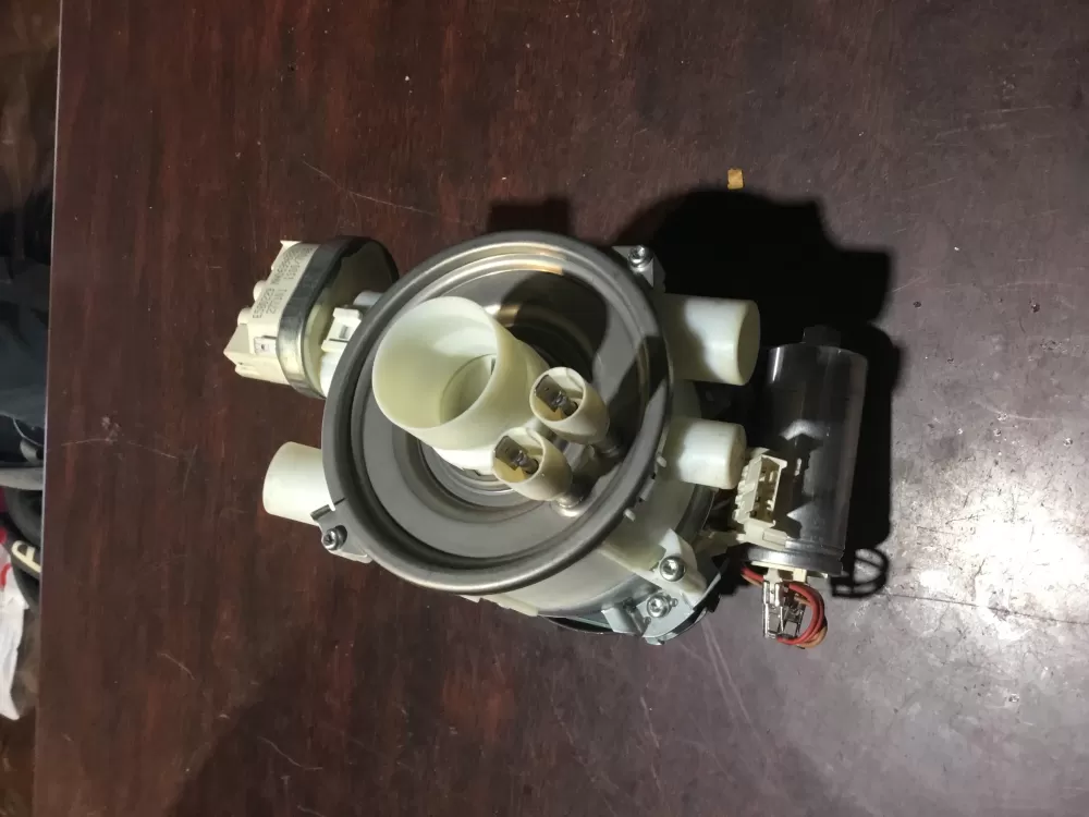 Miele 6770512 Dishwasher Circulation Pump Motor AZ70150 | Sl79