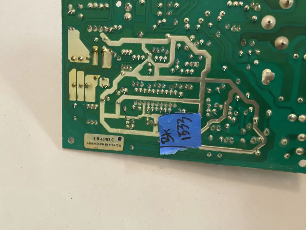 York Coleman Luxaire 025 35304 000 Furnace Control Board AZ109137 | BK1533