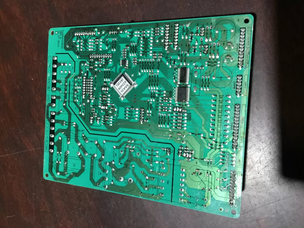 LG EBR64110551 Refrigerator Control Board AZ72082 | NR1833