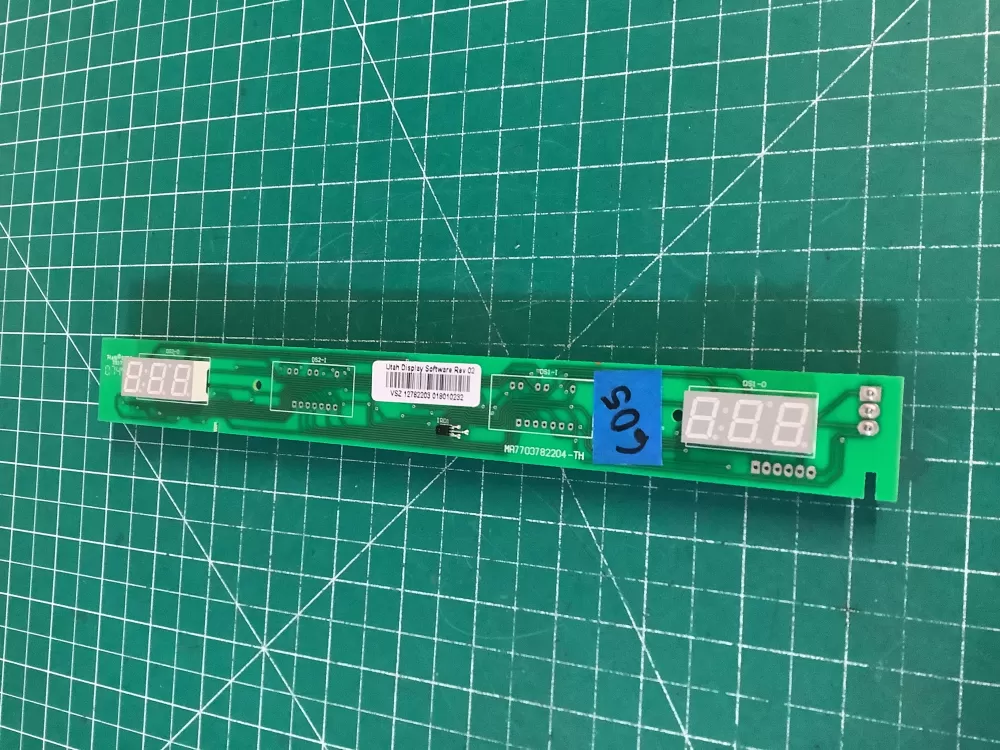 Maytag W10207861 Refrigerator Control Board Temp Display AZ231693 | NR605