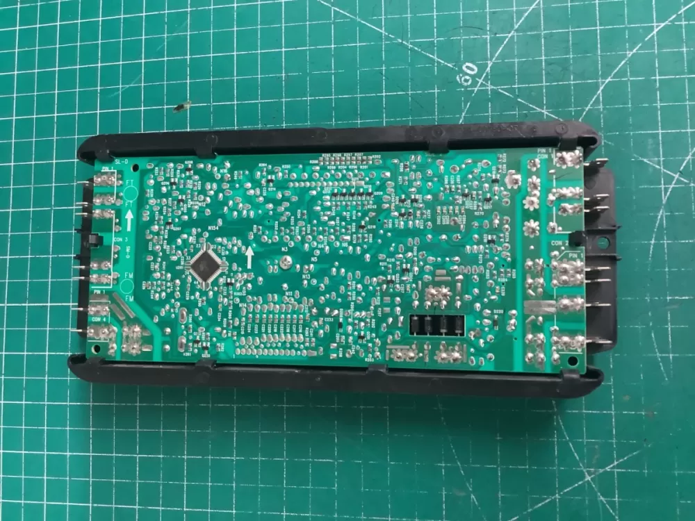 W10108100 Whirlpool Range Board - Control