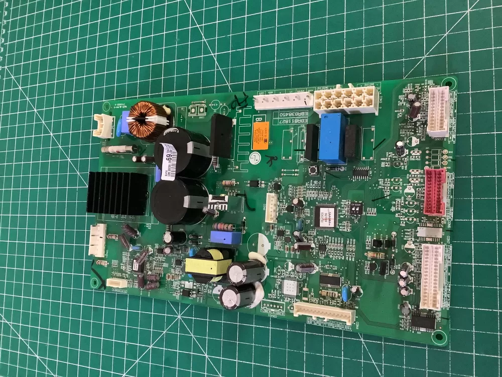 LG EBR81182769 EBR81182784 Refrigerator Control Board AZ203757 | NR328