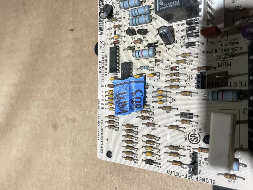 Carrier CEPL13043B 01  Circuit Control Board AZ73454 | Wm803
