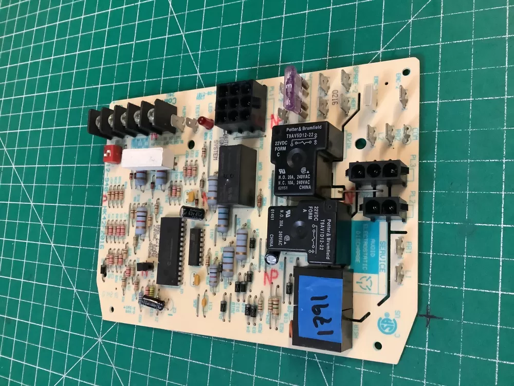 Carrier Bryant Hk42fz016 Furnace Control Board Circuit AZ217250 | NR1791