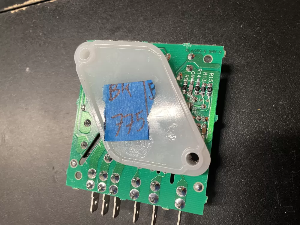 Whirlpool Maytag KitchenAid Refrigerator Control Board Defrost AZ23720 | BK775