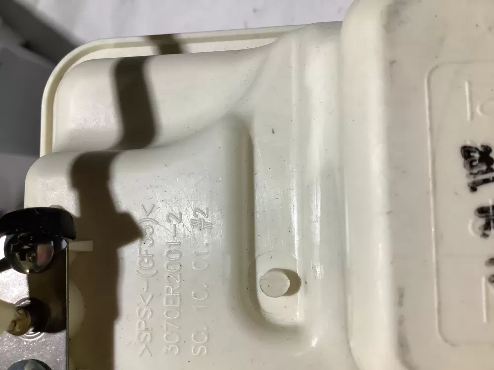 LG Kenmore 3070er2001 2 Dryer Generator AZ128494 | Sl122