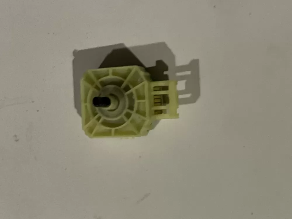 Frigidaire  Kenmore 137493400 Washer Control Board Switch