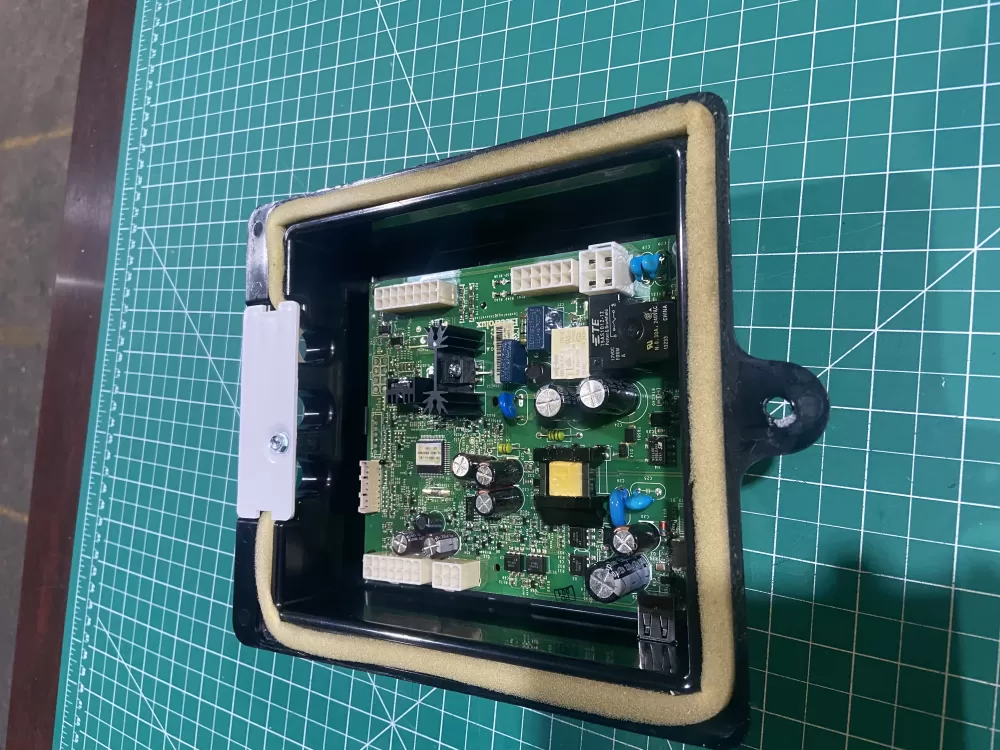 Frigidaire 242115360 Refrigerator Control Board