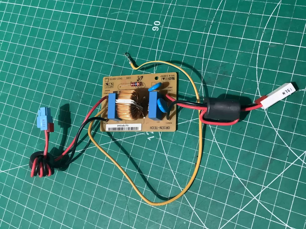 Kenmore DA27 00019H Refrigerator Control Board Noise Filter AZ193171 | AR2251
