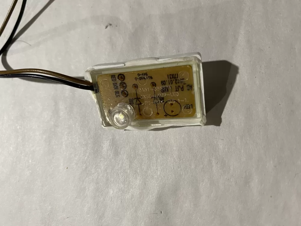 Samsung DA61 05687A Refrigerator Control Board AZ205266 | BK25