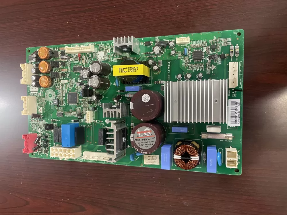 LG EBR74796471 Refrigerator Control Board AZ62822 | KMV562