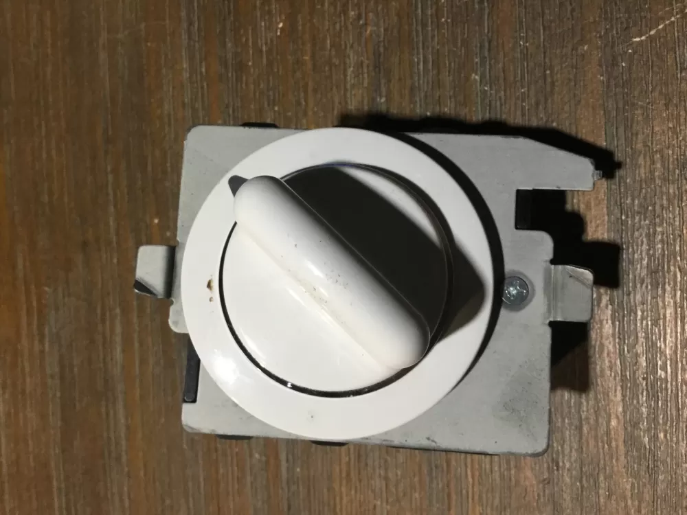 GE 572D520P033 WE4M334 Dryer Timer