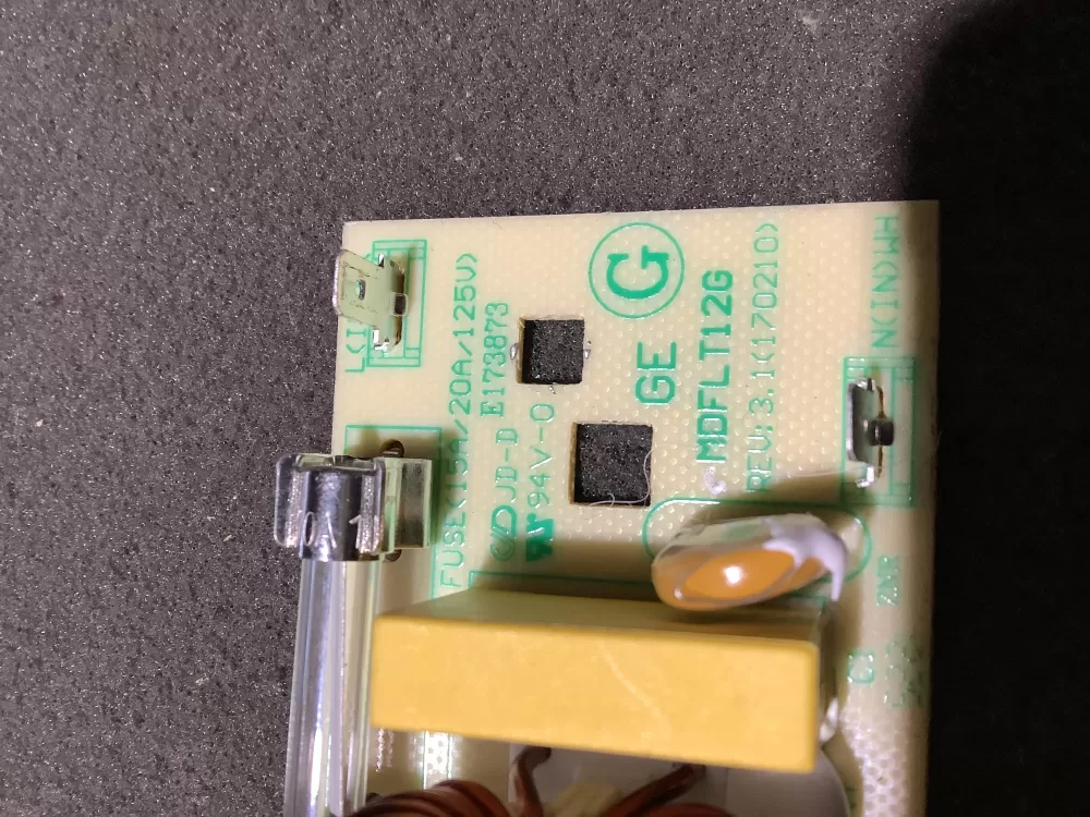 Magic Chef EMLAUXX-21-K-CKD Microwave Display Board AZ112402 | NR2121