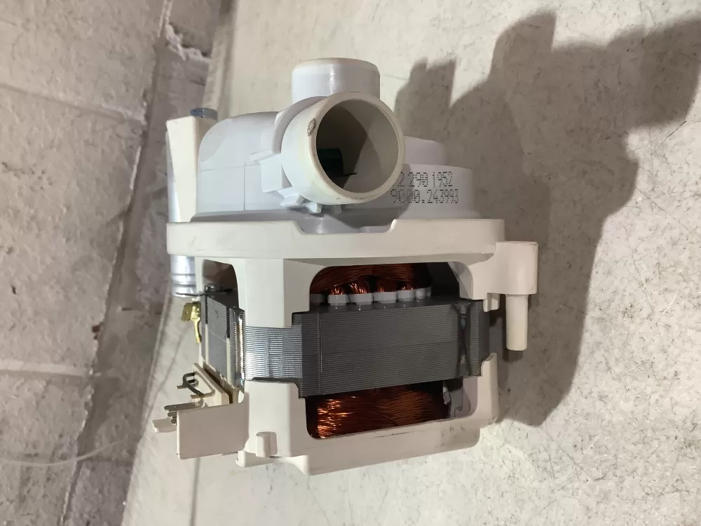 Bosch 243993 Dishwasher Main Water Pump Motor AZ198864 | SL153