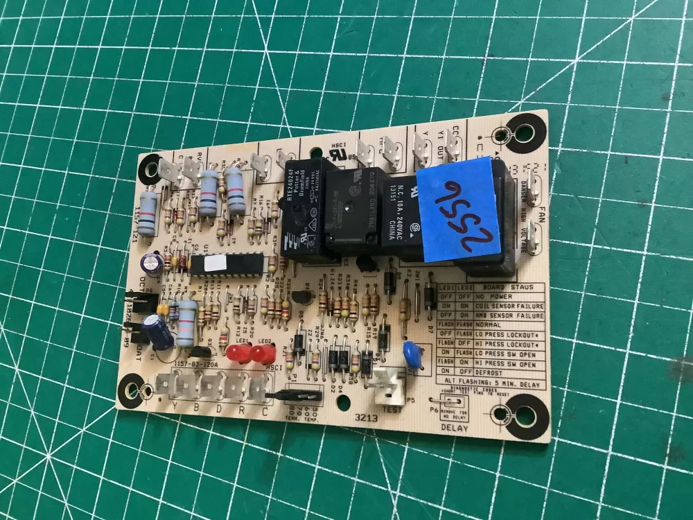 Bryant Rheem 47 102684 09 1157 121 B16  Carier Control Board AZ171277 | NR2556