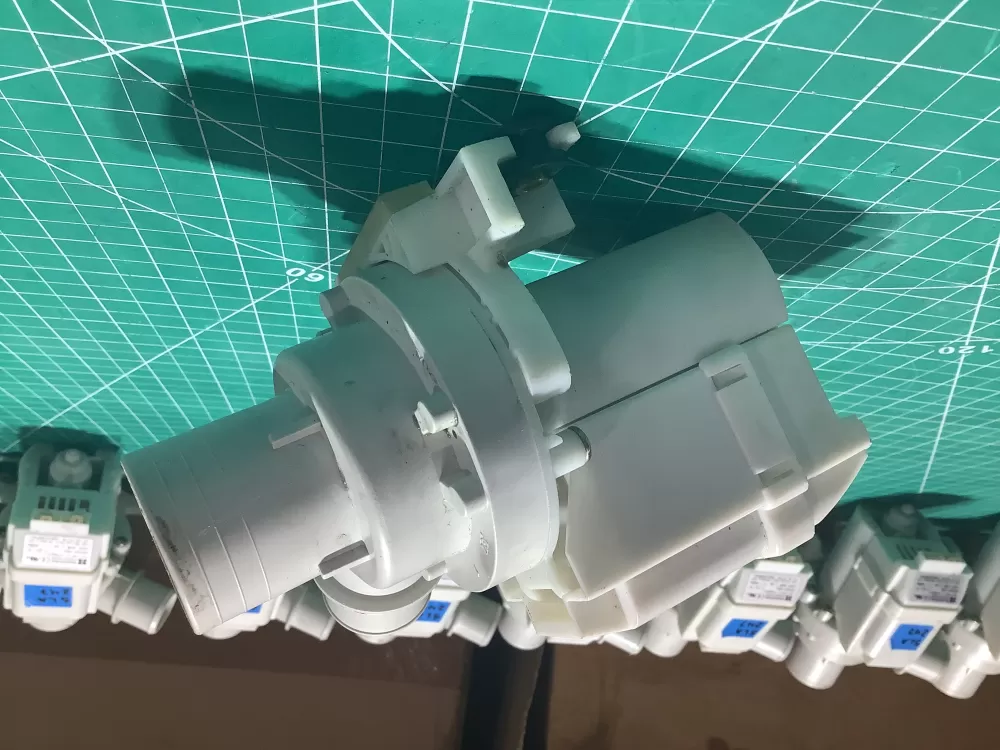 GE DP040 064 228c2389p001 Washer Pump AZ168784 | SL247