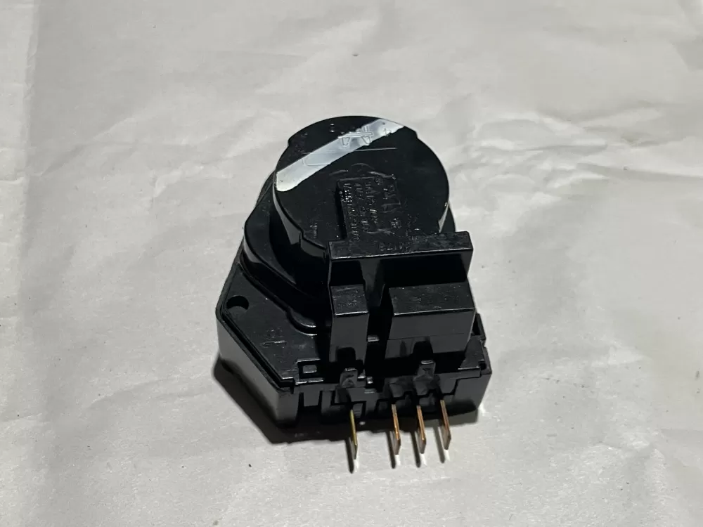 Frigidaire Kenmore AP2111929 12762 Refrigerator Defrost Timer AZ140462 | Wm2159