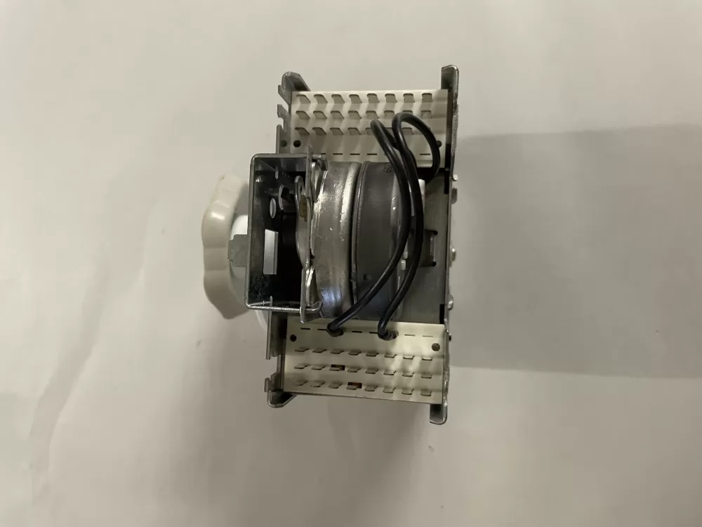 Frigidaire GE 134014700B Washer Timer AZ135499 | KM793