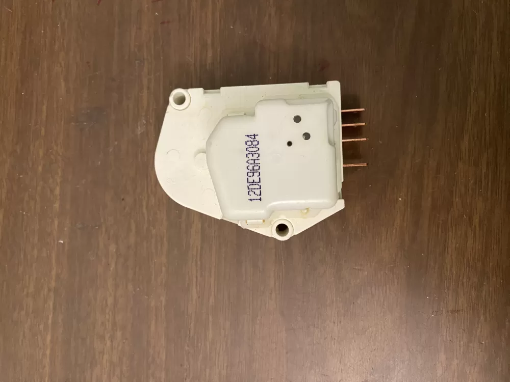 Whirlpool Kenmore W10822278 Refrigerator Defrost Timer AZ100485 | BK565