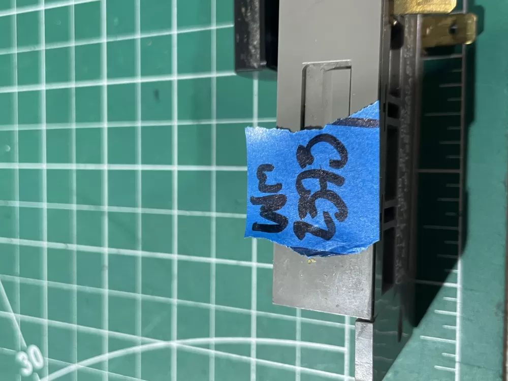 Maytag 6 905295 Dishwasher Push Button AZ188309 | Wm2373