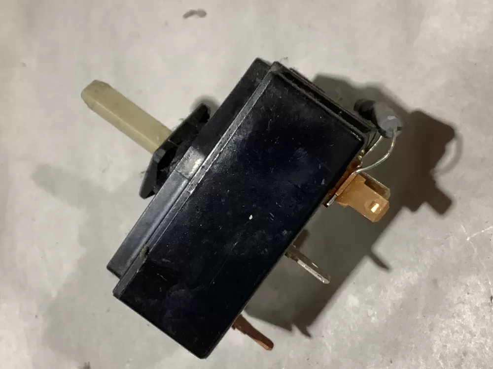 Maytag Whirlpool 8578352 Dryer Temperature Switch AZ106597 | Sl34