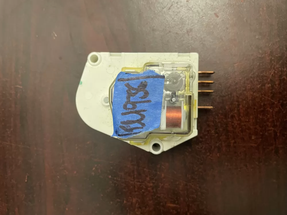 Whirlpool Kenmore W10822278 Refrigerator Defrost Timer AZ103566 | KM936