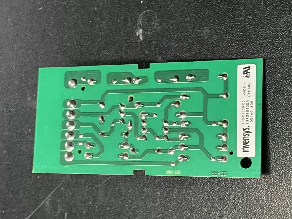 Frigidaire 100 01229 02  Control Board AZ7700 | WM1615