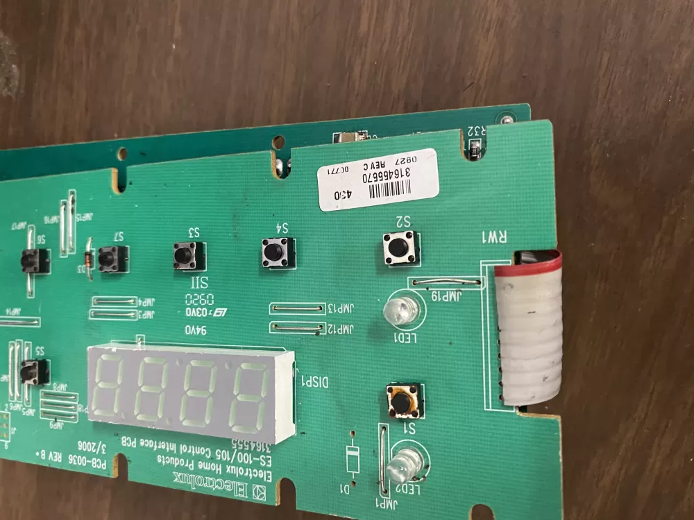 Frigidaire 316455570 Range Stove Oven Control Board AZ32078 | BK1677