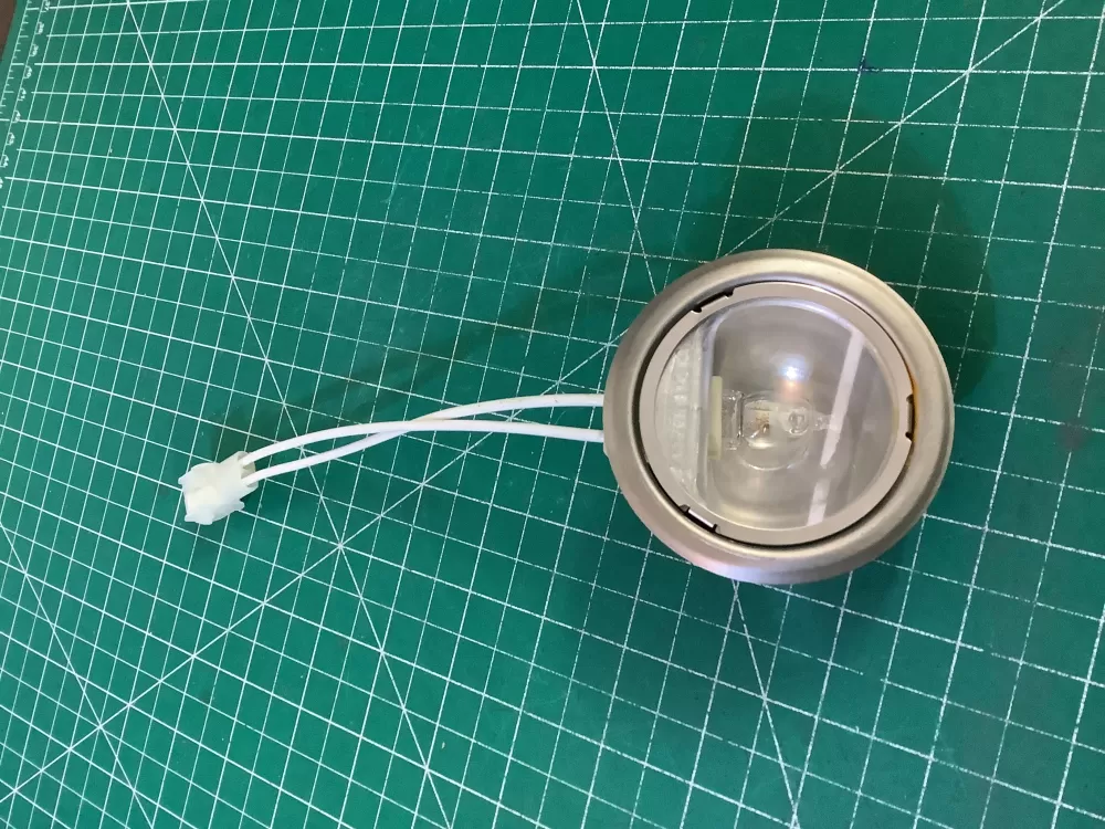 77.404 77.404 77.404  speaker AZ208959 | NR799