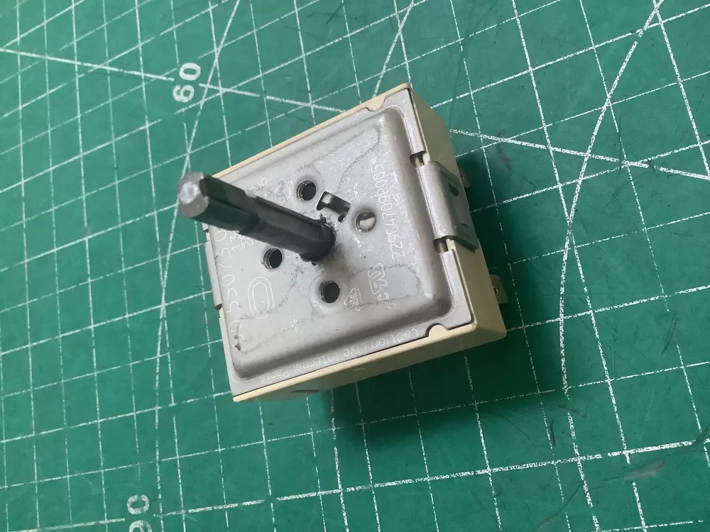 GE 5055073064 229C4709P005 Range Infinite Switch AZ221353 | SLA47