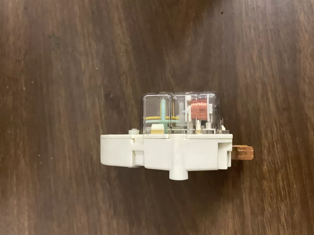 Frigidaire Kenmore AP2111929 12762 Refrigerator Defrost Timer AZ31949 | BK1676