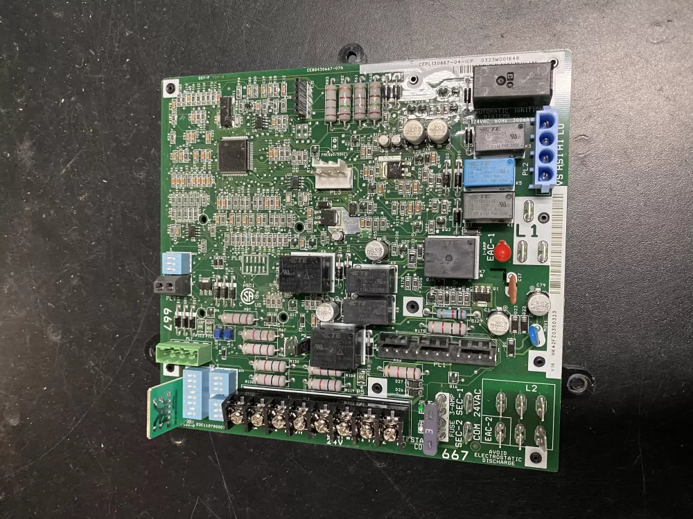 Carrier Bryant CEPL130667-04 Furnace Control Board
