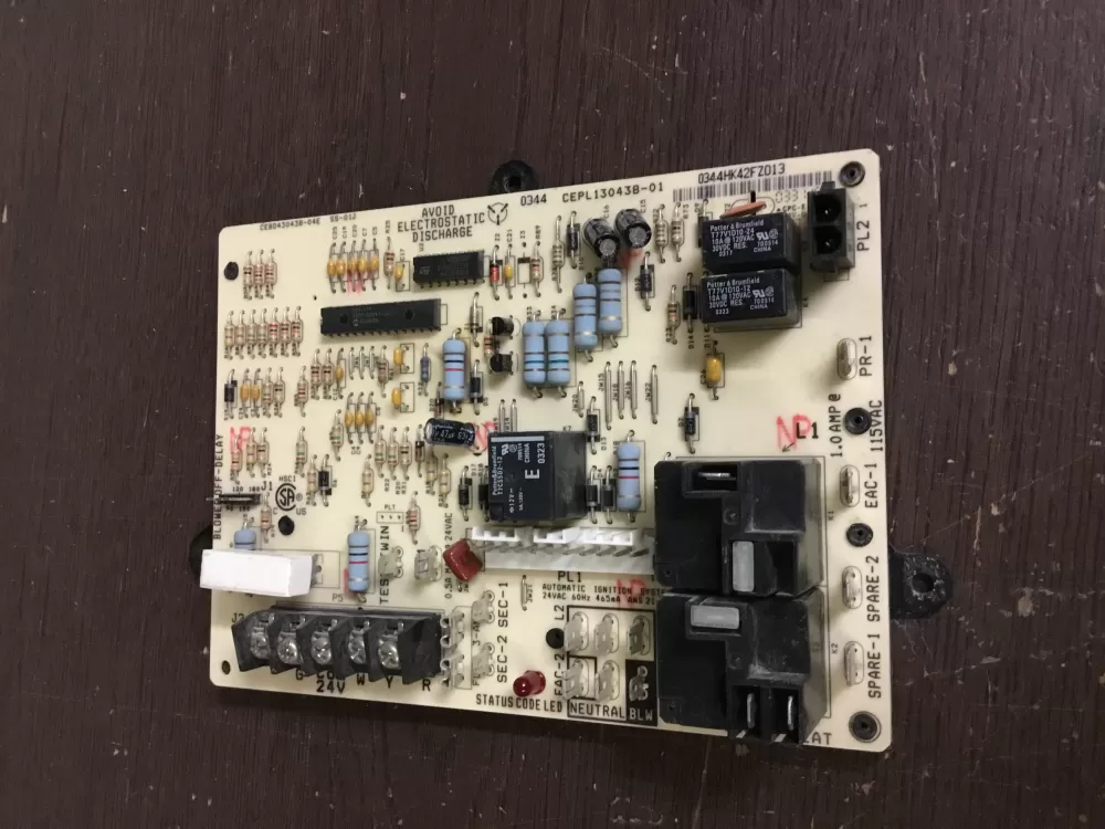 Carrier Bryant Furnace Board Hk42fz013 Control Circuit AZ8735 | NR516