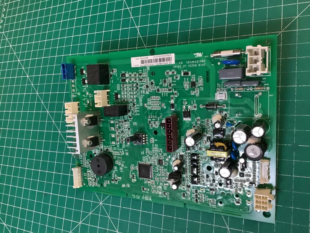 GE 290D2226G104 WH18X28642 Refrigerator Control Board
