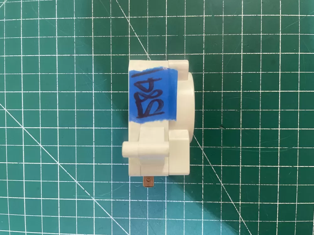 TMDJX35RB9 Tmdjx35rb9 Wr09x0483 Sankyo Defrost Timer AZ194236 | KM1584