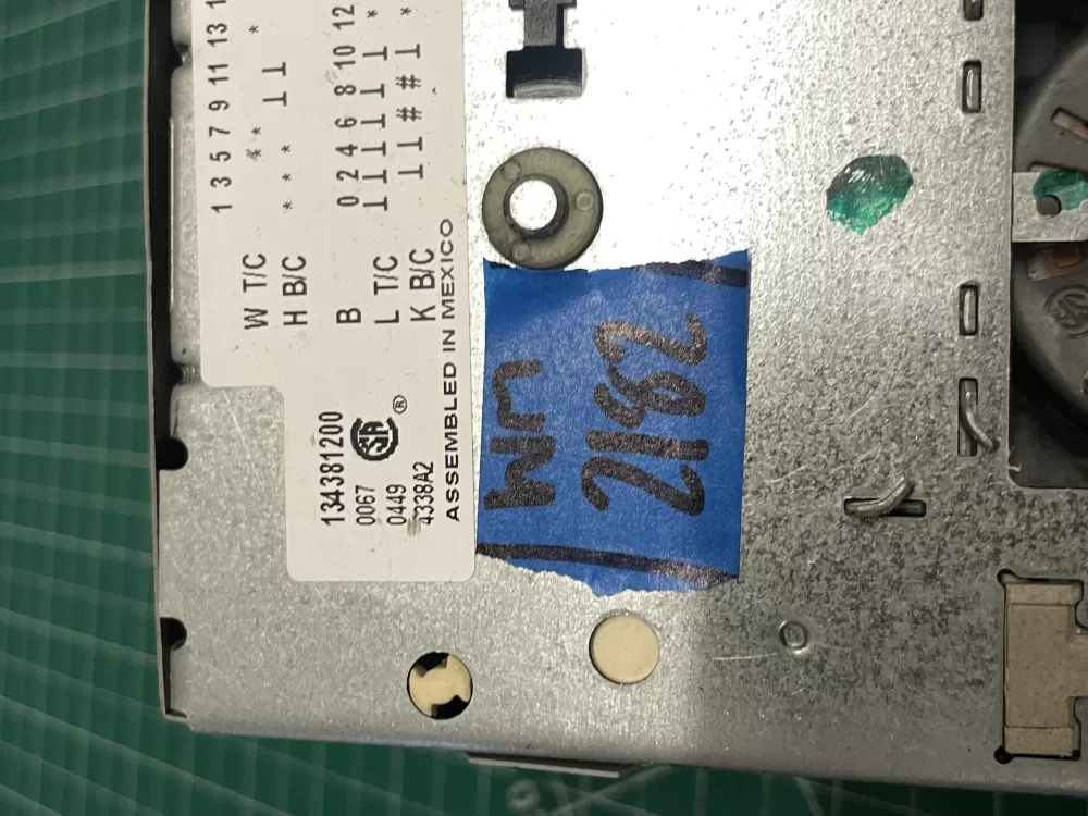 Frigidaire AP3673032 1057059 134381200 PS975801 Washer Timer AZ206089 | Wm2182